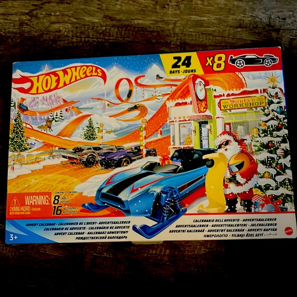 New sealed Hot wheels advent calendar - Picture 1 of 2